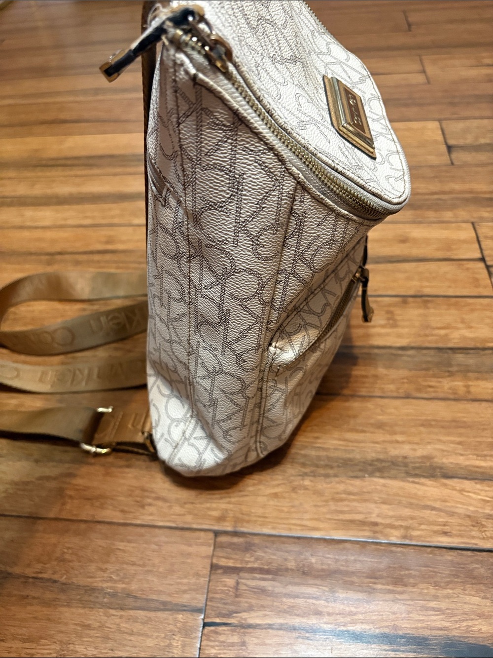 Calvin Klein Hudson Cargo Signature Backpack - Picture 6 of 12